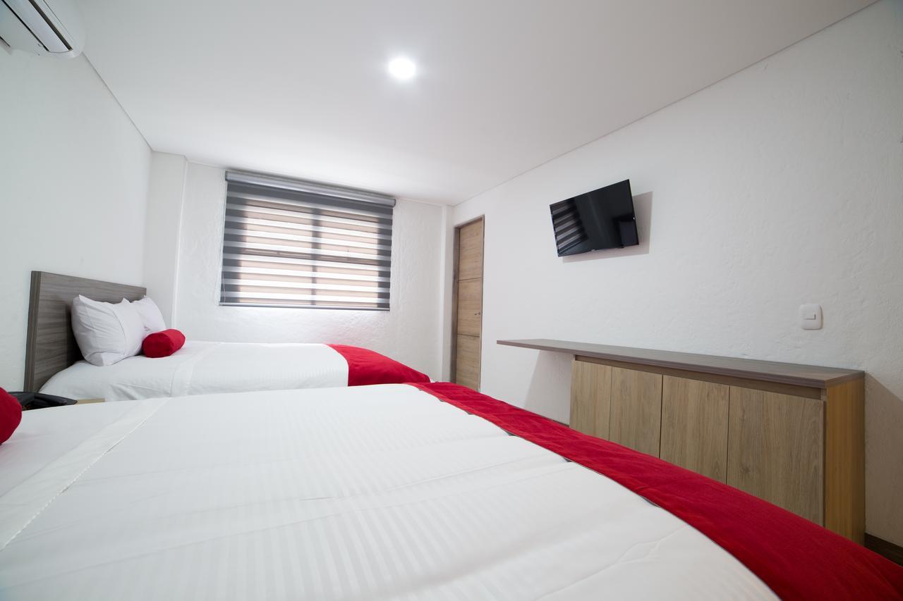 Hotel Med 70 Medellín Dış mekan fotoğraf