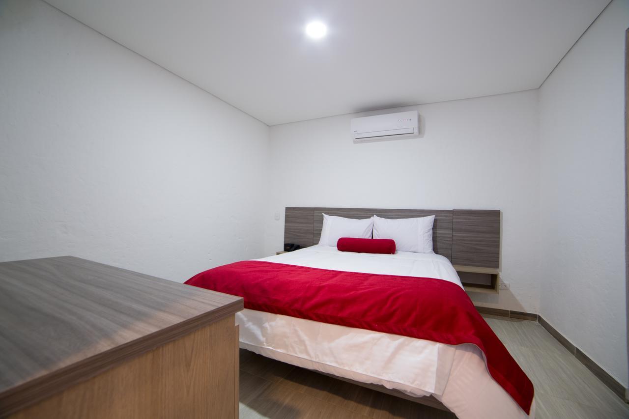 Hotel Med 70 Medellín Dış mekan fotoğraf