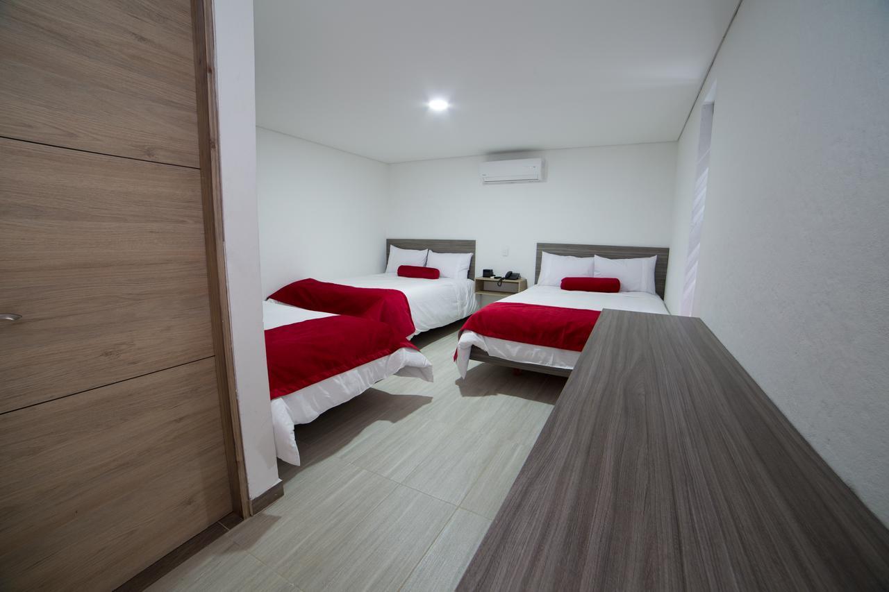 Hotel Med 70 Medellín Dış mekan fotoğraf