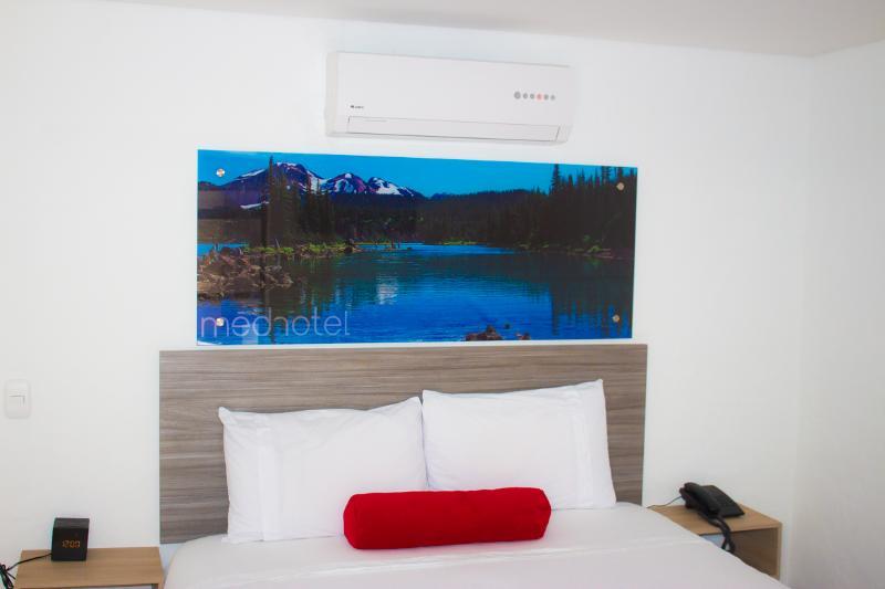 Hotel Med 70 Medellín Dış mekan fotoğraf